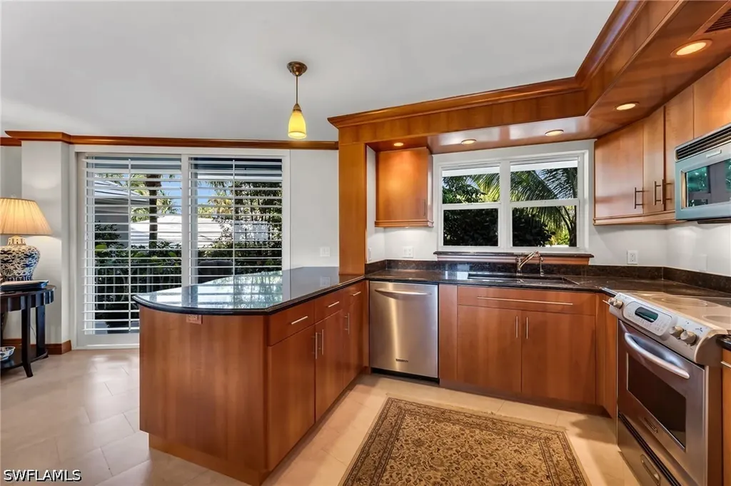 1851 Gulf Shore Boulevard N Naples FL 34102
