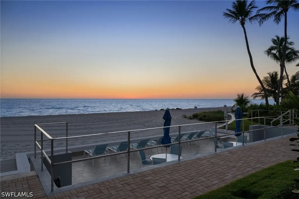 1851 Gulf Shore Boulevard N Naples FL 34102