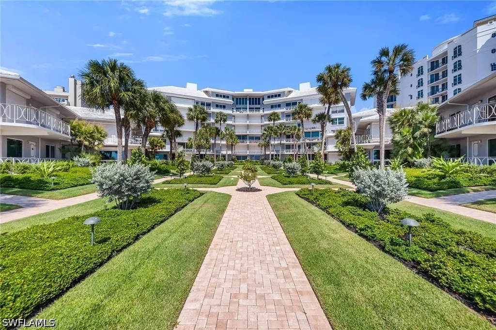 1851 Gulf Shore Boulevard N Naples FL 34102
