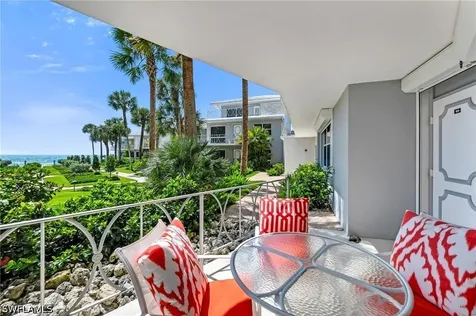 1851 Gulf Shore Boulevard N Naples FL 34102