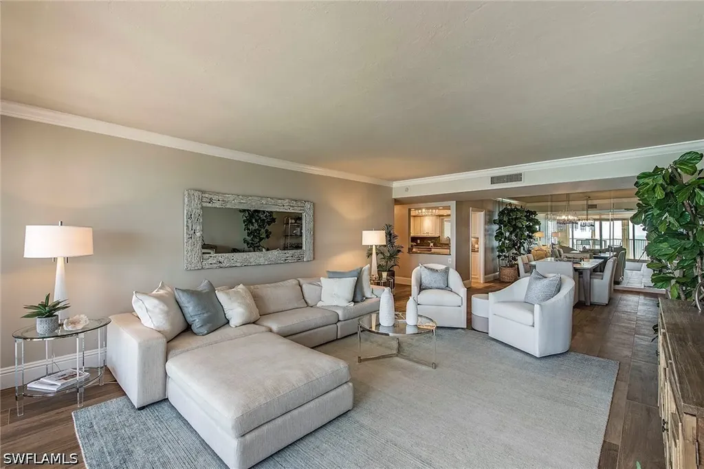4051 Gulf Shore Boulevard N Naples FL 34103