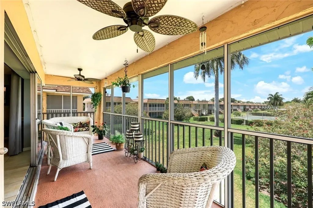 1400 Pompei Lane Naples FL 34103