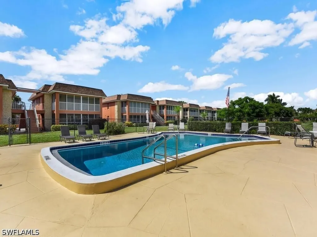 1400 Pompei Lane Naples FL 34103