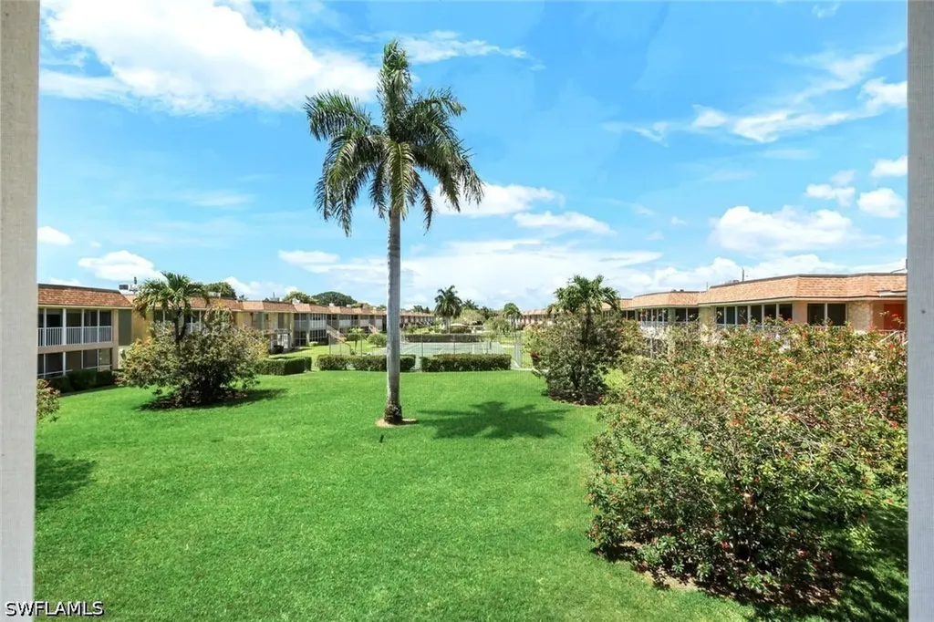 1400 Pompei Lane Naples FL 34103