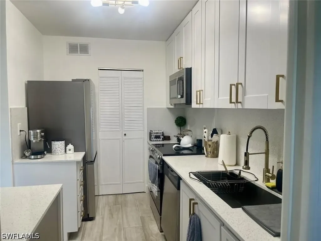 788 Park Shore Drive Naples FL 34103