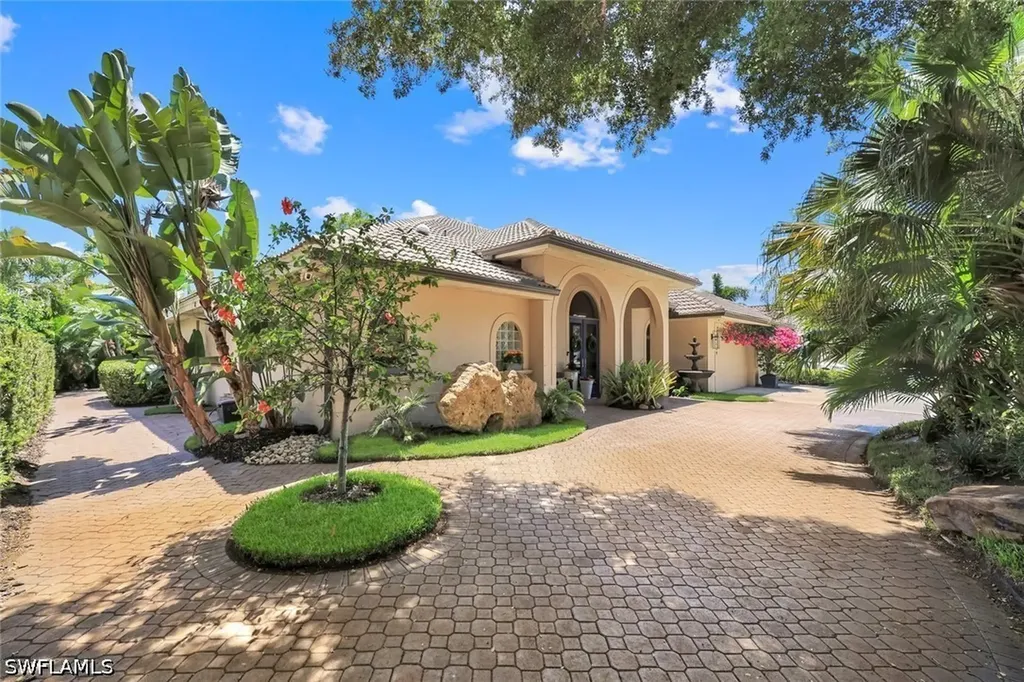 2039 Imperial Circle Naples FL 34110