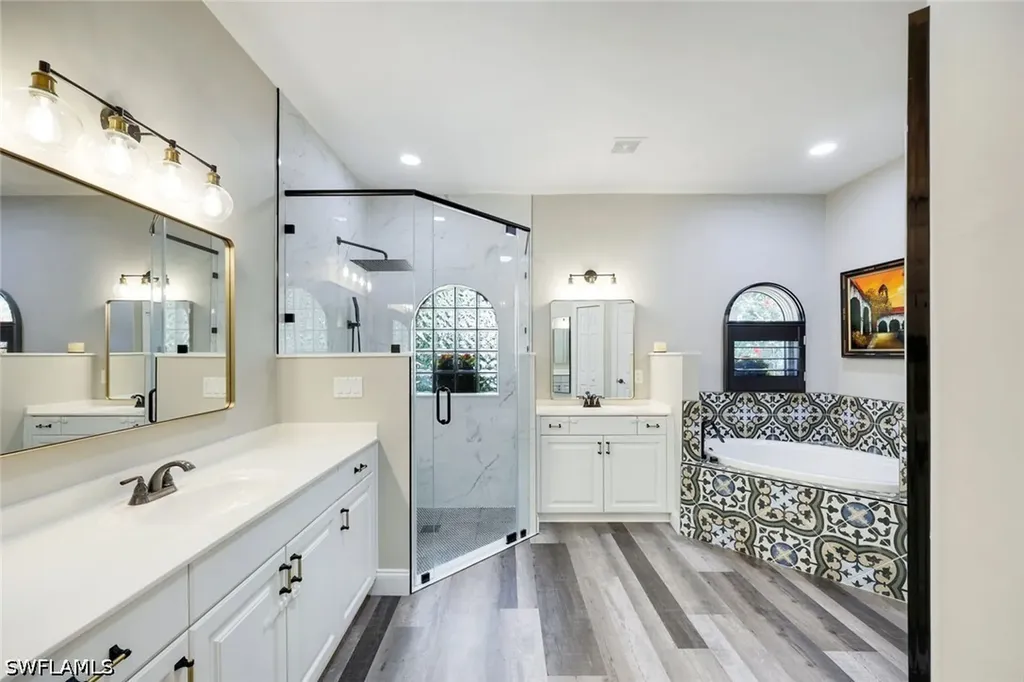 2039 Imperial Circle Naples FL 34110