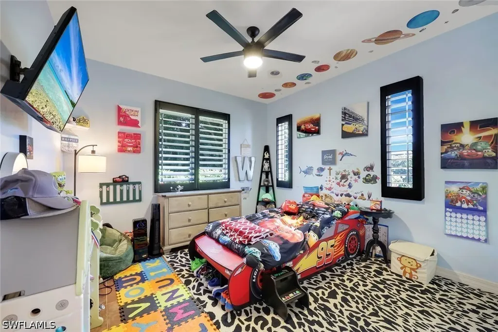 2039 Imperial Circle Naples FL 34110