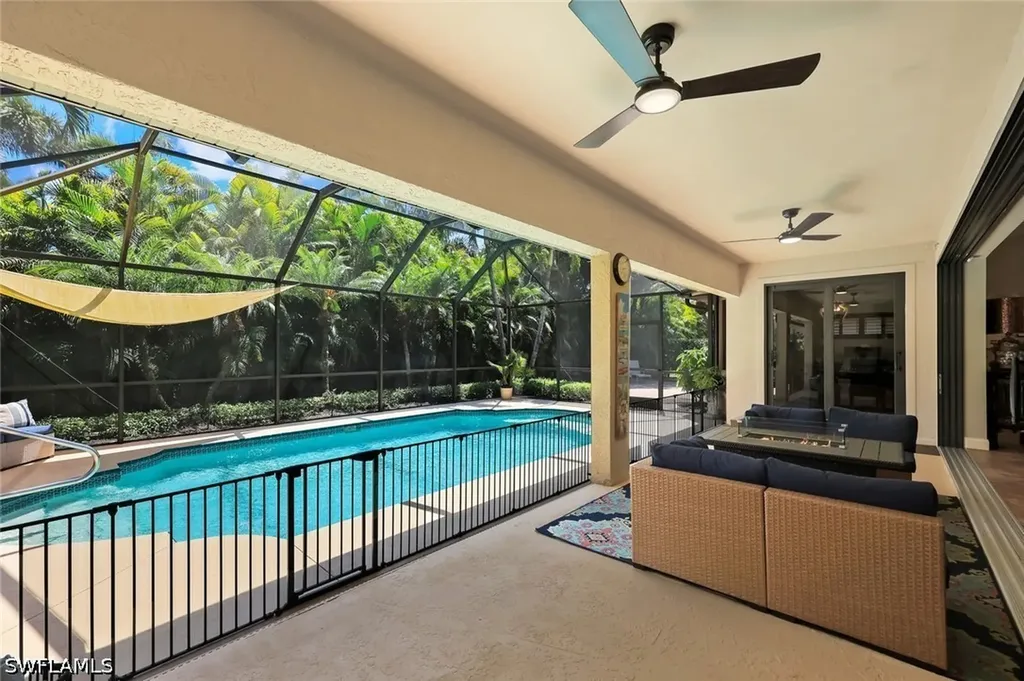 2039 Imperial Circle Naples FL 34110