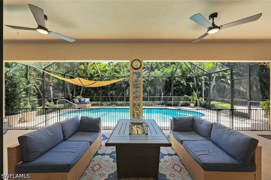 2039 Imperial Circle Naples FL 34110