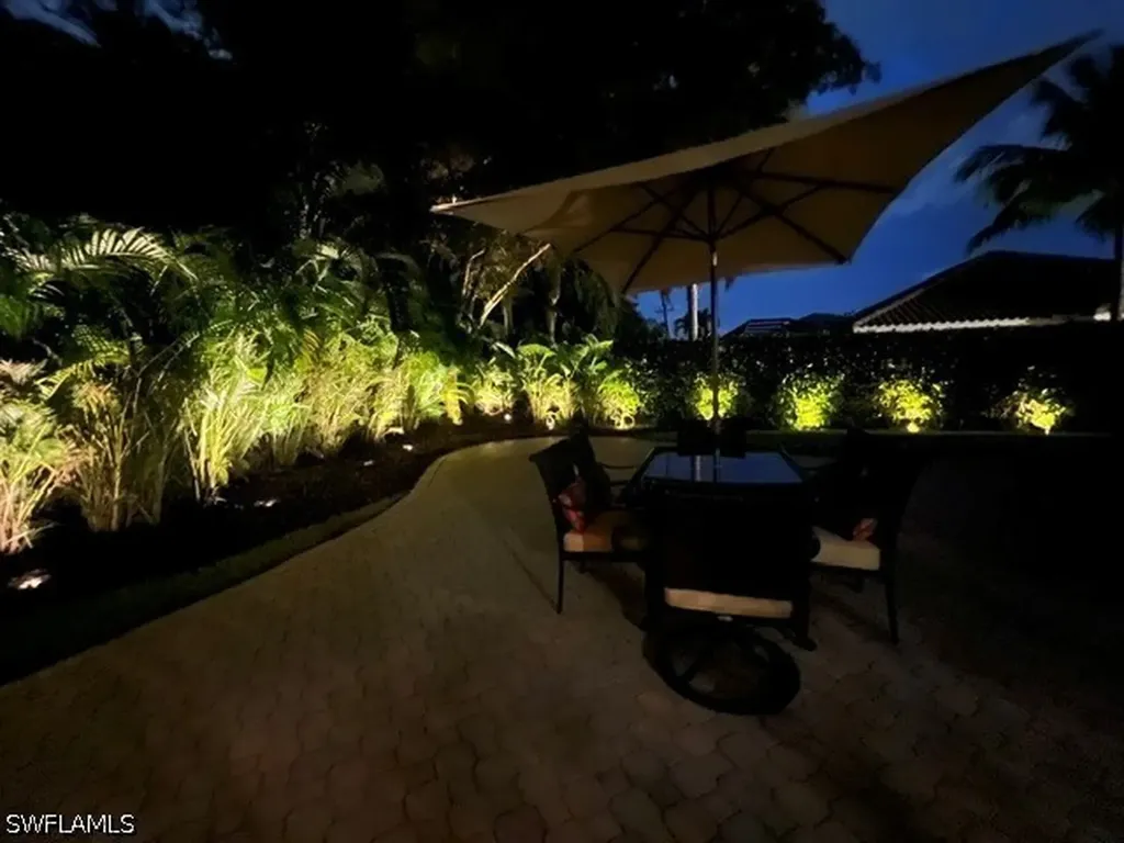 2039 Imperial Circle Naples FL 34110
