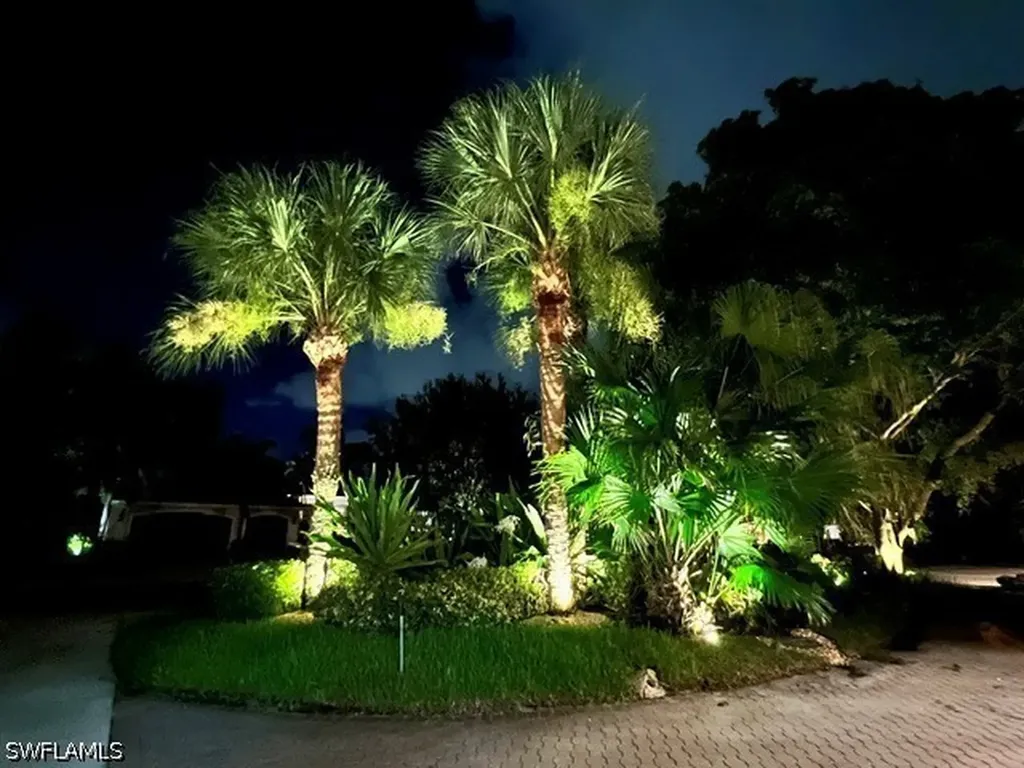 2039 Imperial Circle Naples FL 34110