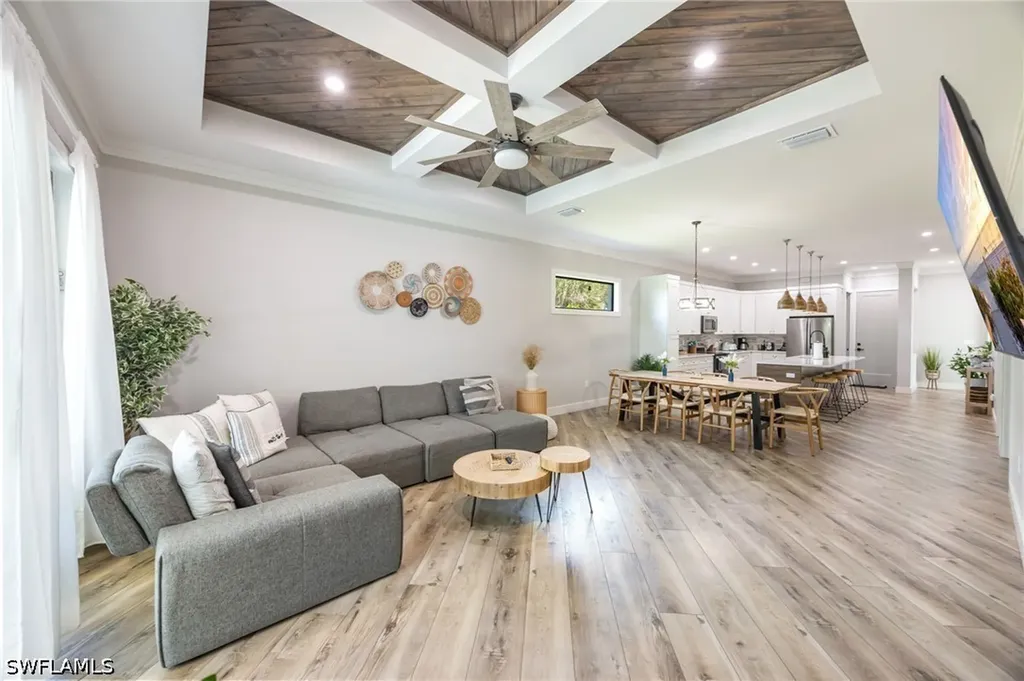 3530 Hibiscus Avenue Naples FL 34104