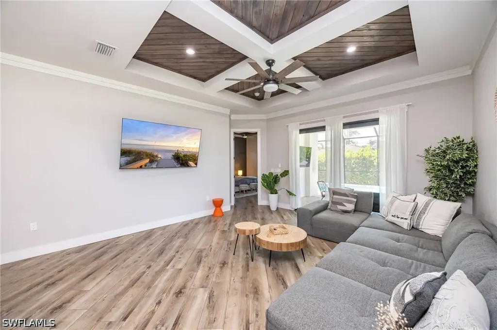 3530 Hibiscus Avenue Naples FL 34104