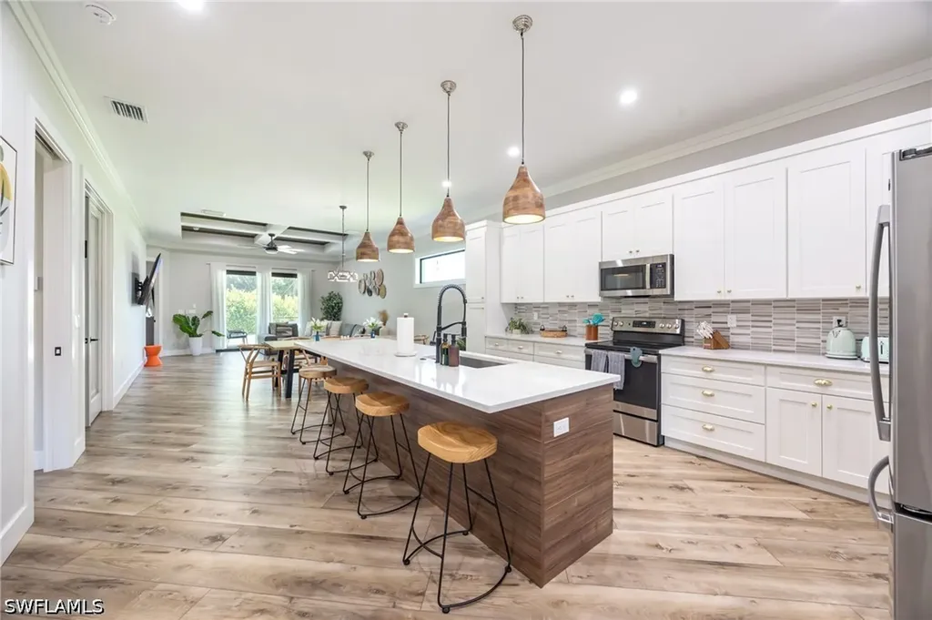 3530 Hibiscus Avenue Naples FL 34104