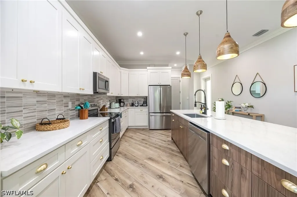 3530 Hibiscus Avenue Naples FL 34104