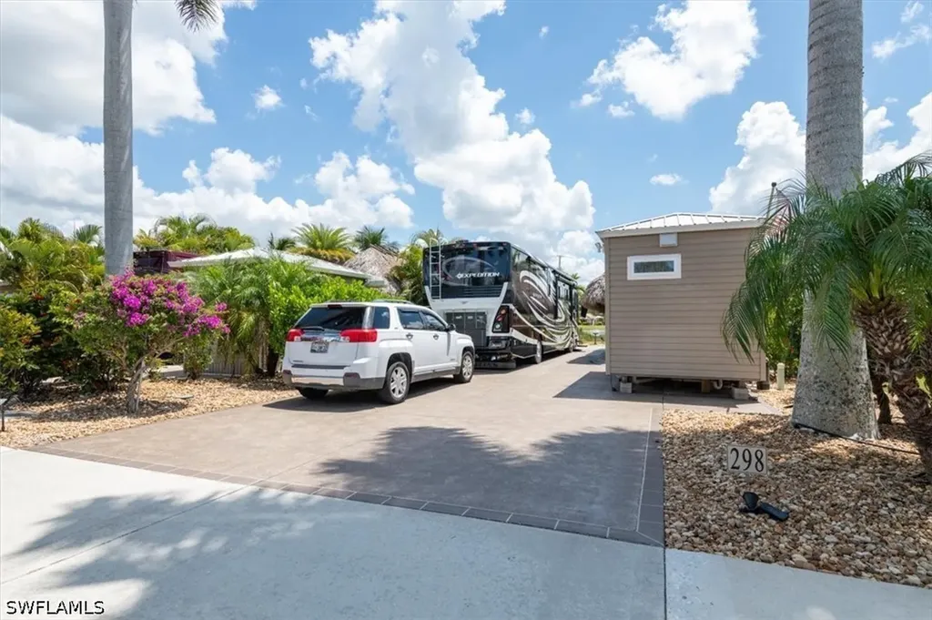 5221 Marsh Mallow Trail Fort Myers FL 33905