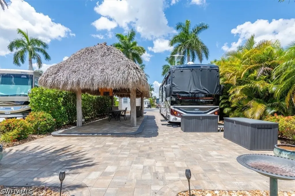 5221 Marsh Mallow Trail Fort Myers FL 33905