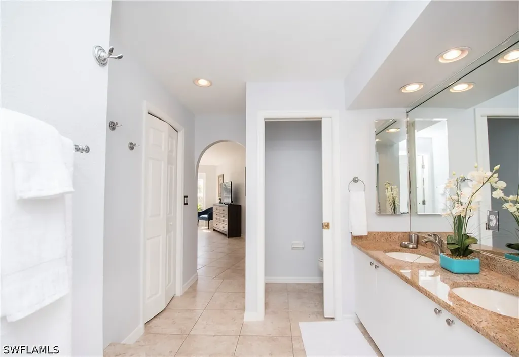 2806 SW 39th Street Cape Coral FL 33914