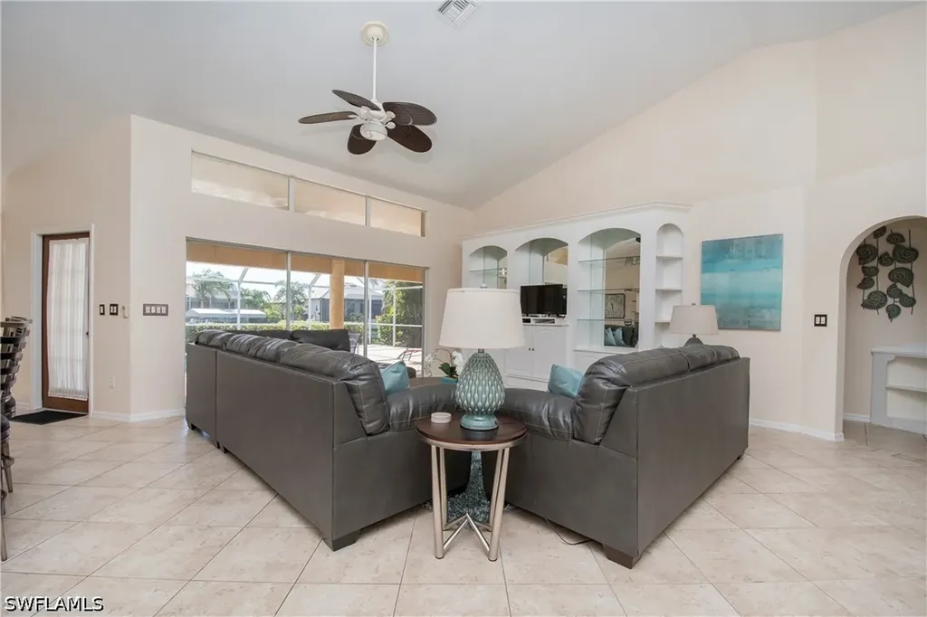 2806 SW 39th Street Cape Coral FL 33914