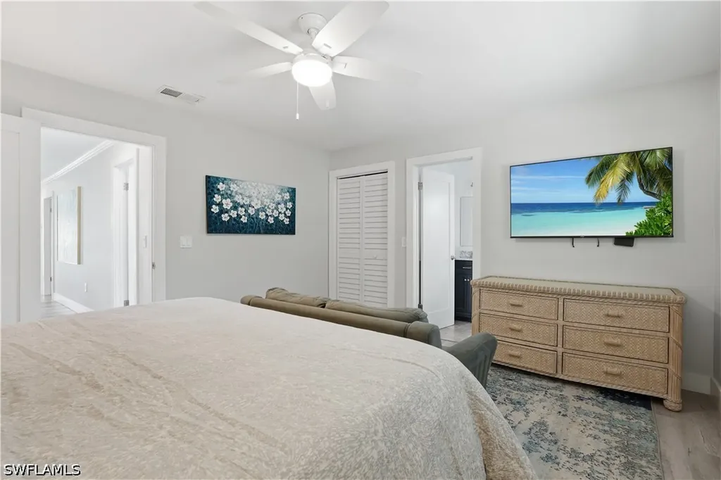 742 99th Avenue N Naples FL 34108