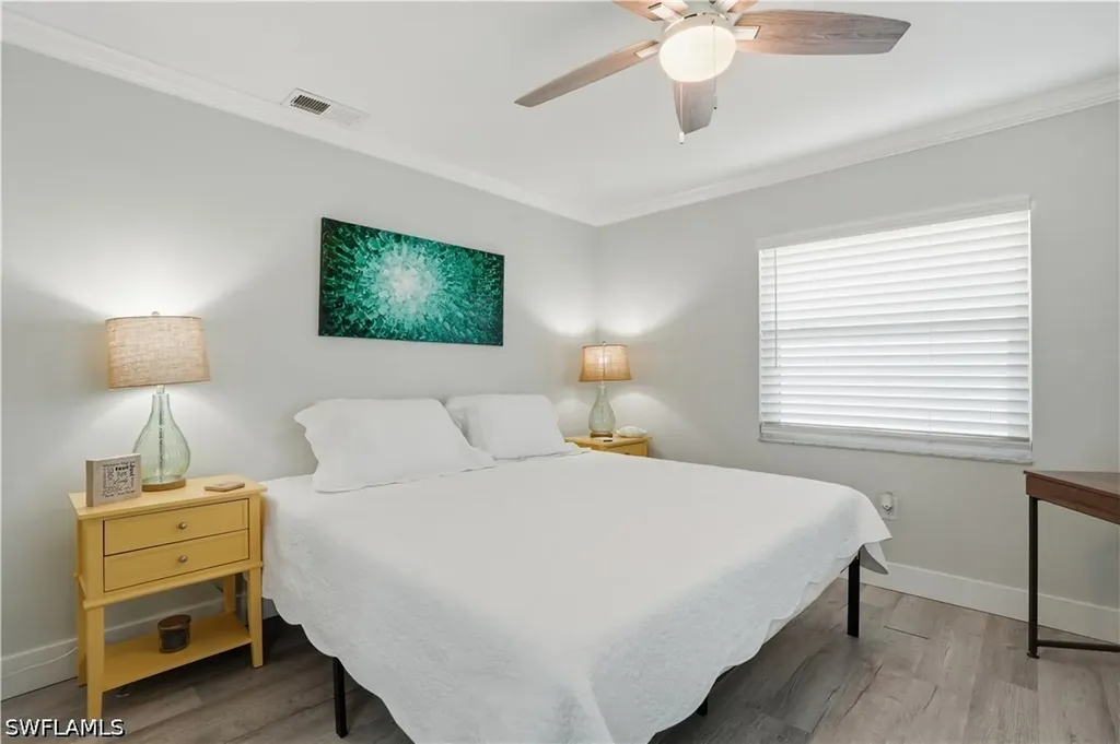 742 99th Avenue N Naples FL 34108