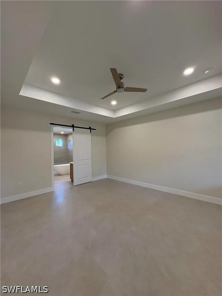 526 37th Avenue NE Naples FL 34120