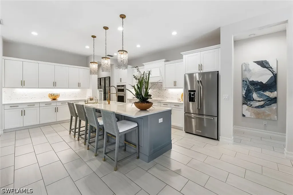 14212 Laguna Springs Lane Naples FL 34114