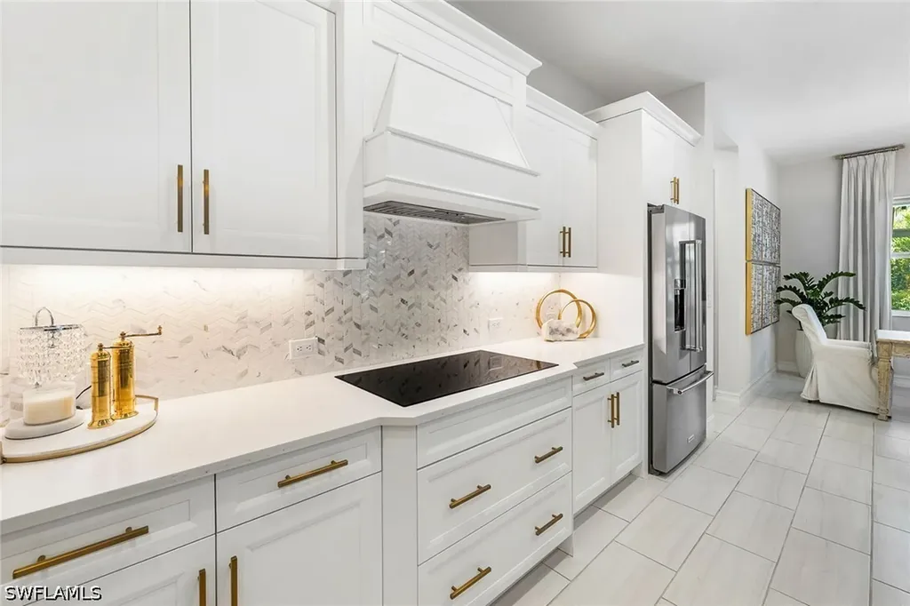 14212 Laguna Springs Lane Naples FL 34114