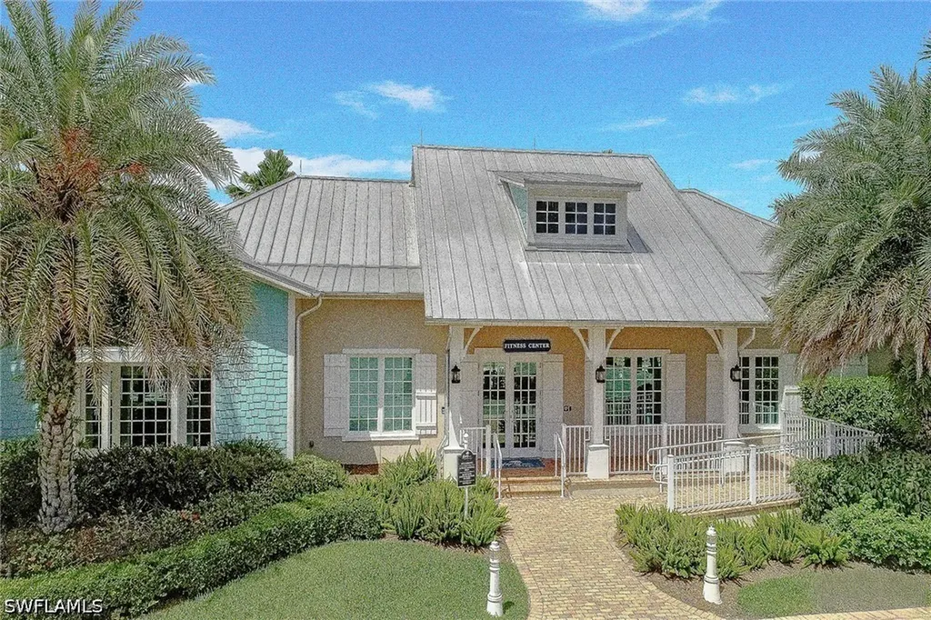 14212 Laguna Springs Lane Naples FL 34114