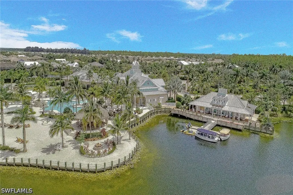 14212 Laguna Springs Lane Naples FL 34114