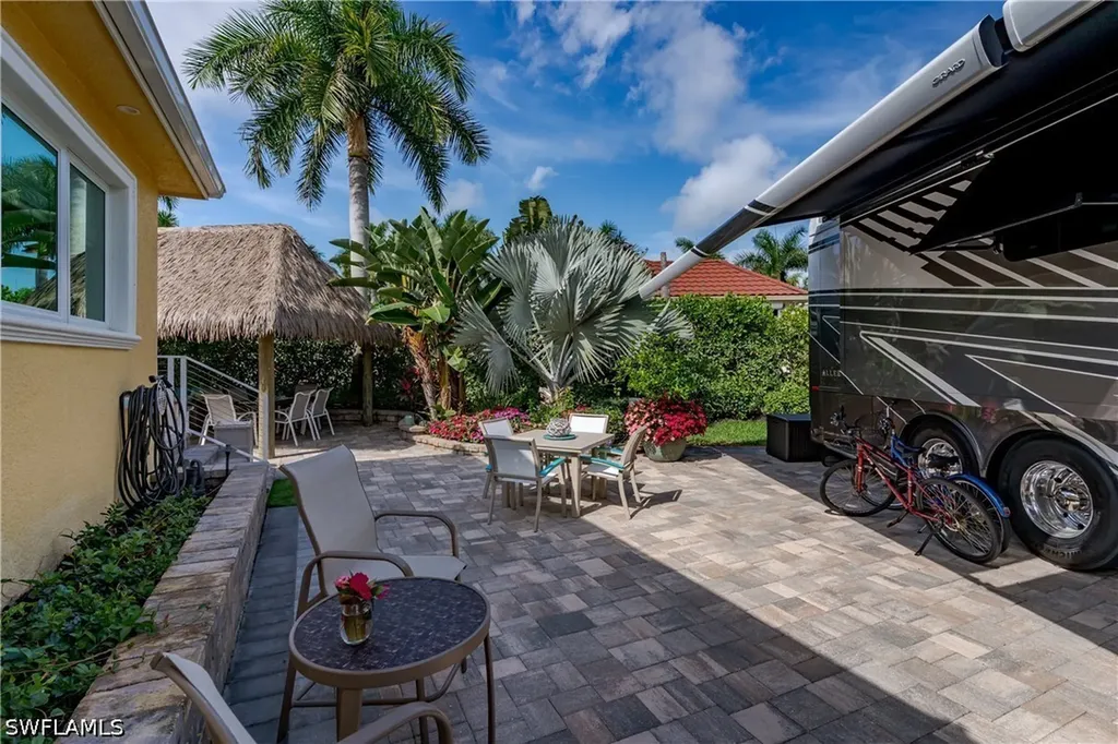 13625 Snapper Lane Naples FL 34114