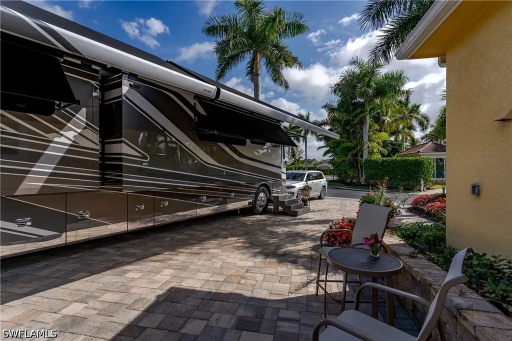 13625 Snapper Lane Naples FL 34114
