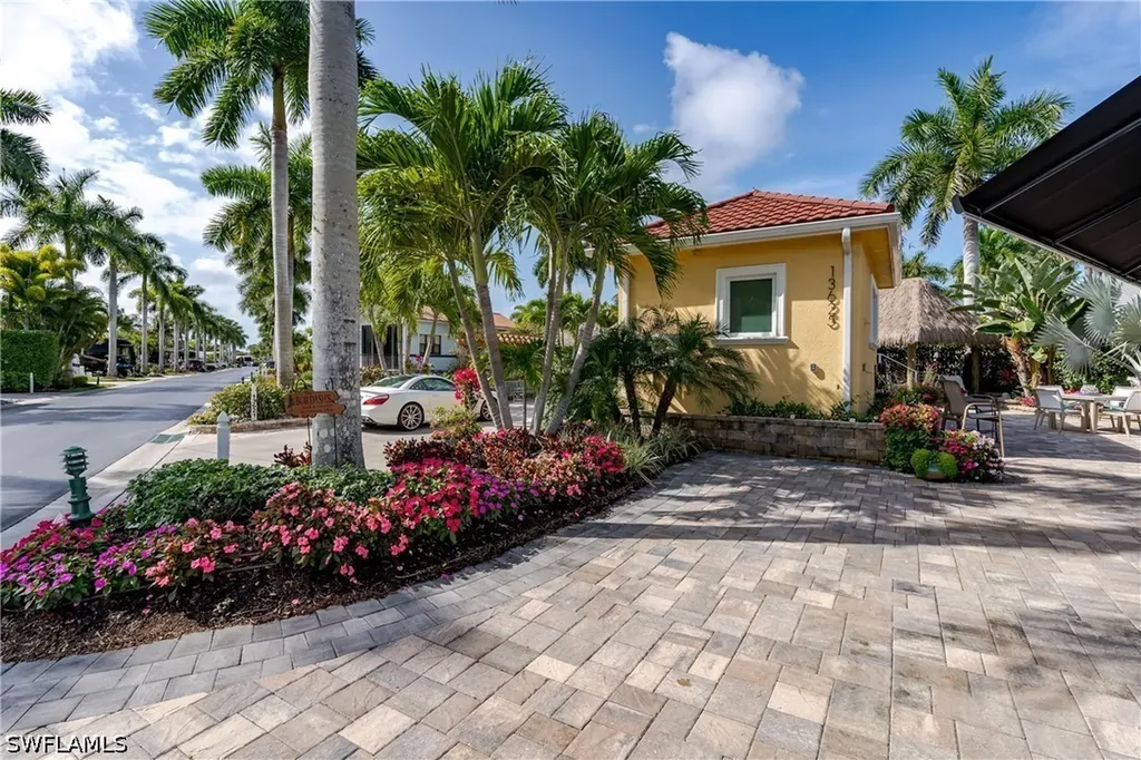 13625 Snapper Lane Naples FL 34114