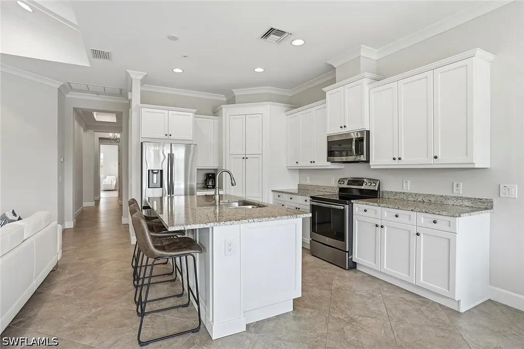6561 Dominica Drive Naples FL 34113