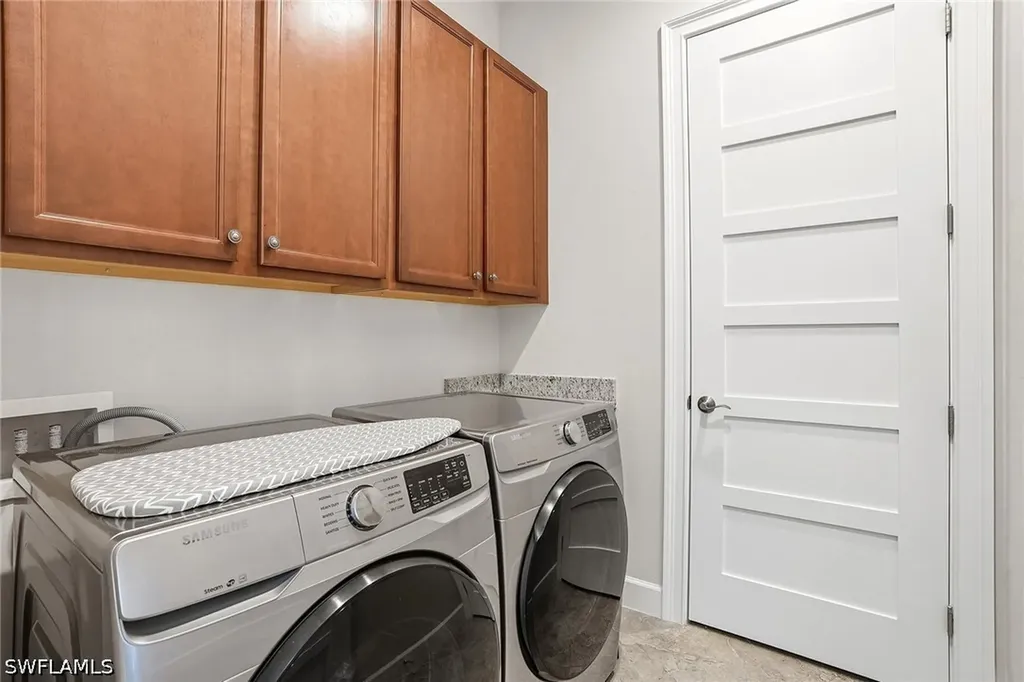 6561 Dominica Drive Naples FL 34113