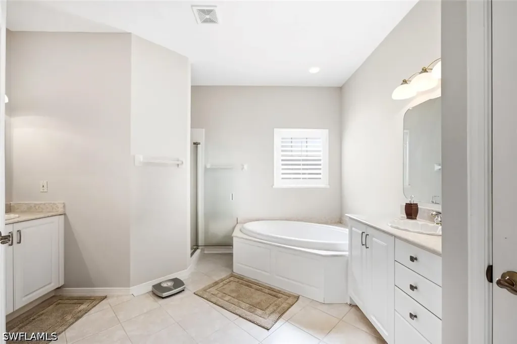 2515 Talon Court Naples FL 34105