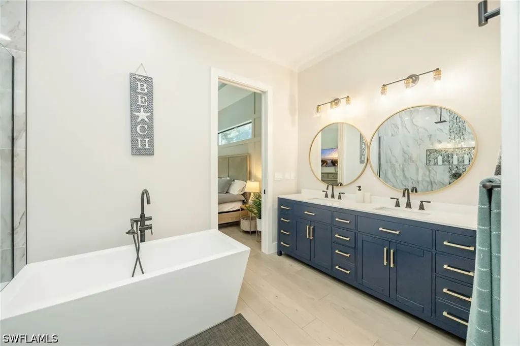3552 Hibiscus Avenue Naples FL 34104