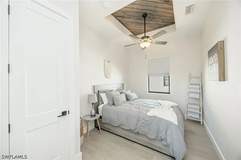 3552 Hibiscus Avenue Naples FL 34104