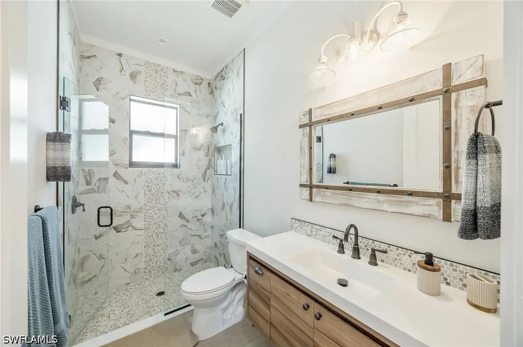 3552 Hibiscus Avenue Naples FL 34104
