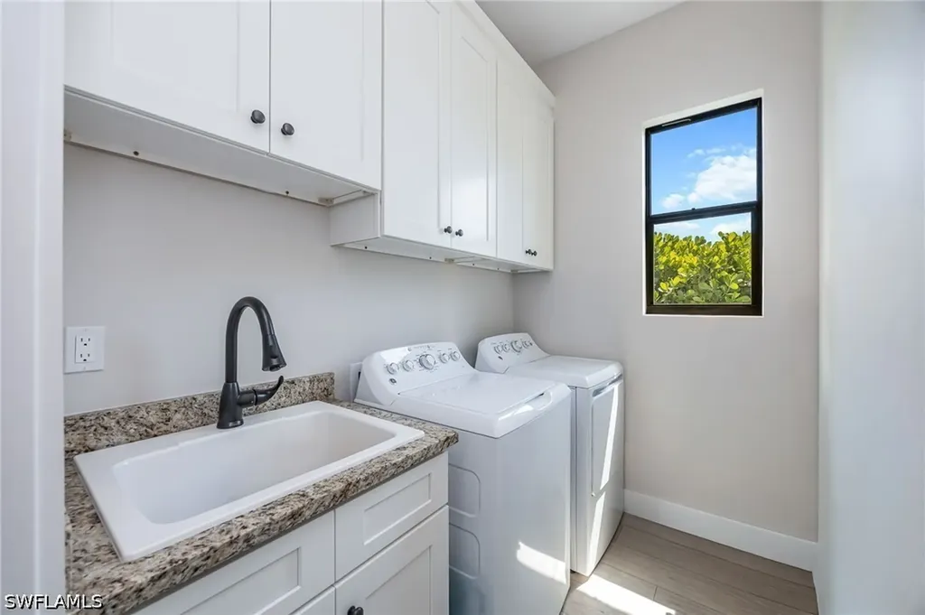 3552 Hibiscus Avenue Naples FL 34104