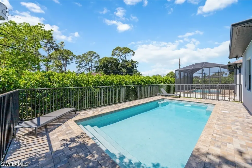 3552 Hibiscus Avenue Naples FL 34104
