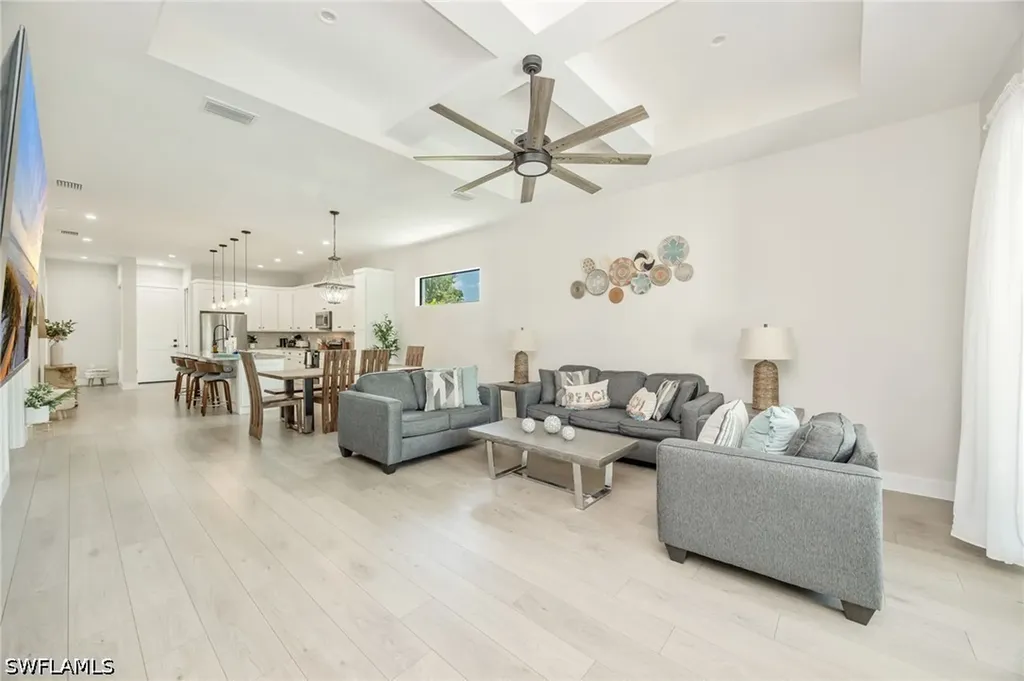 3552 Hibiscus Avenue Naples FL 34104