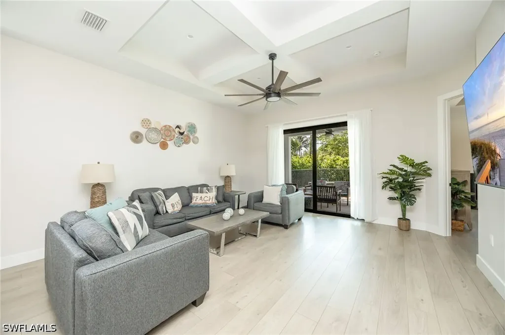 3552 Hibiscus Avenue Naples FL 34104