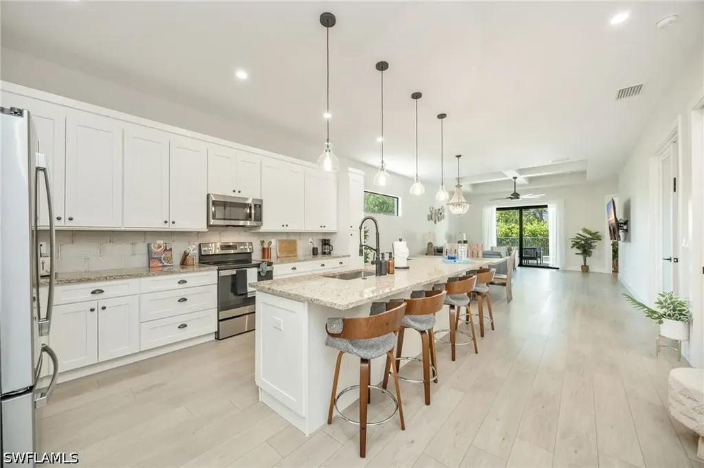 3552 Hibiscus Avenue Naples FL 34104