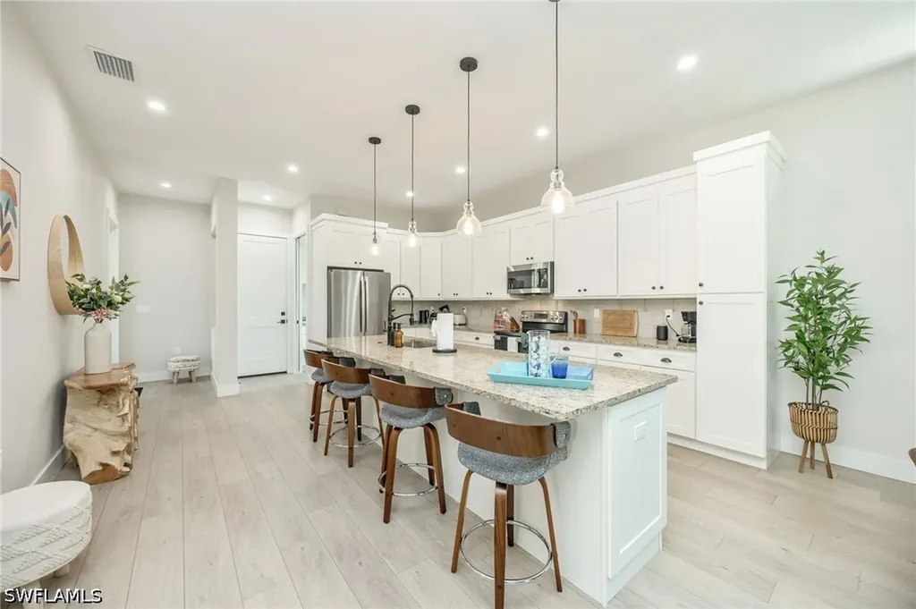 3552 Hibiscus Avenue Naples FL 34104