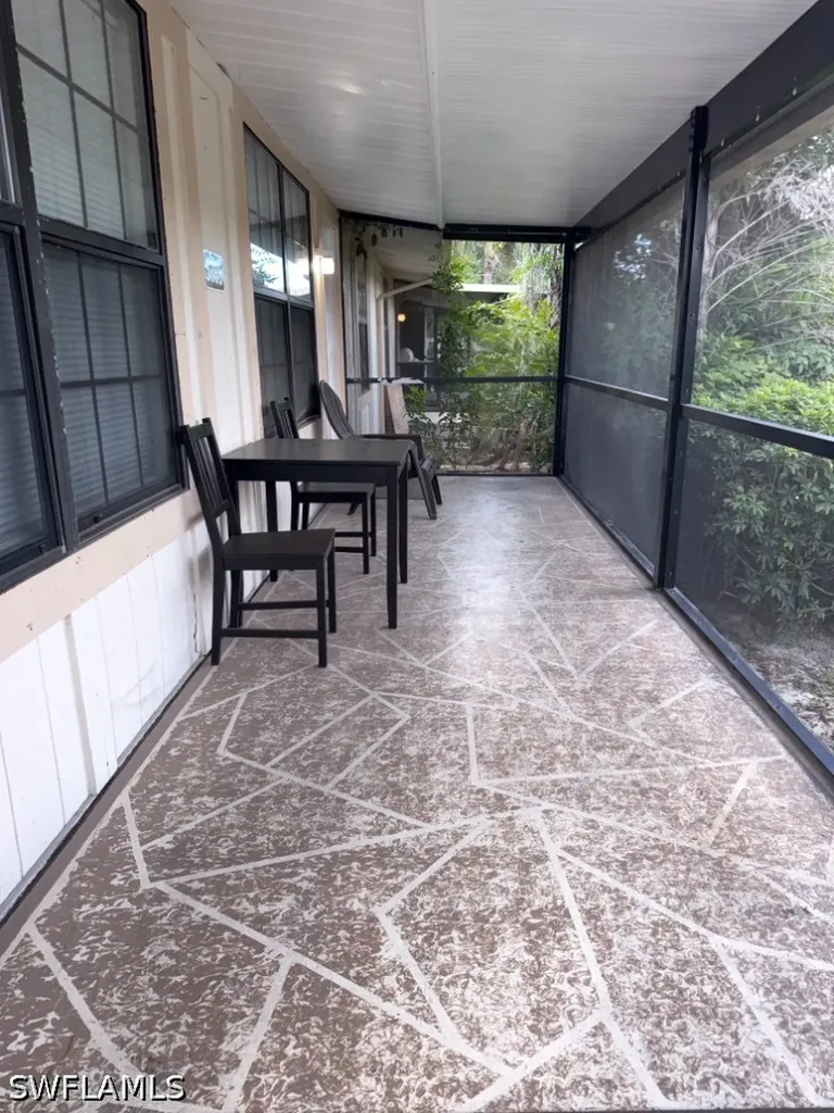 5395 Treetops Drive Naples FL 34113