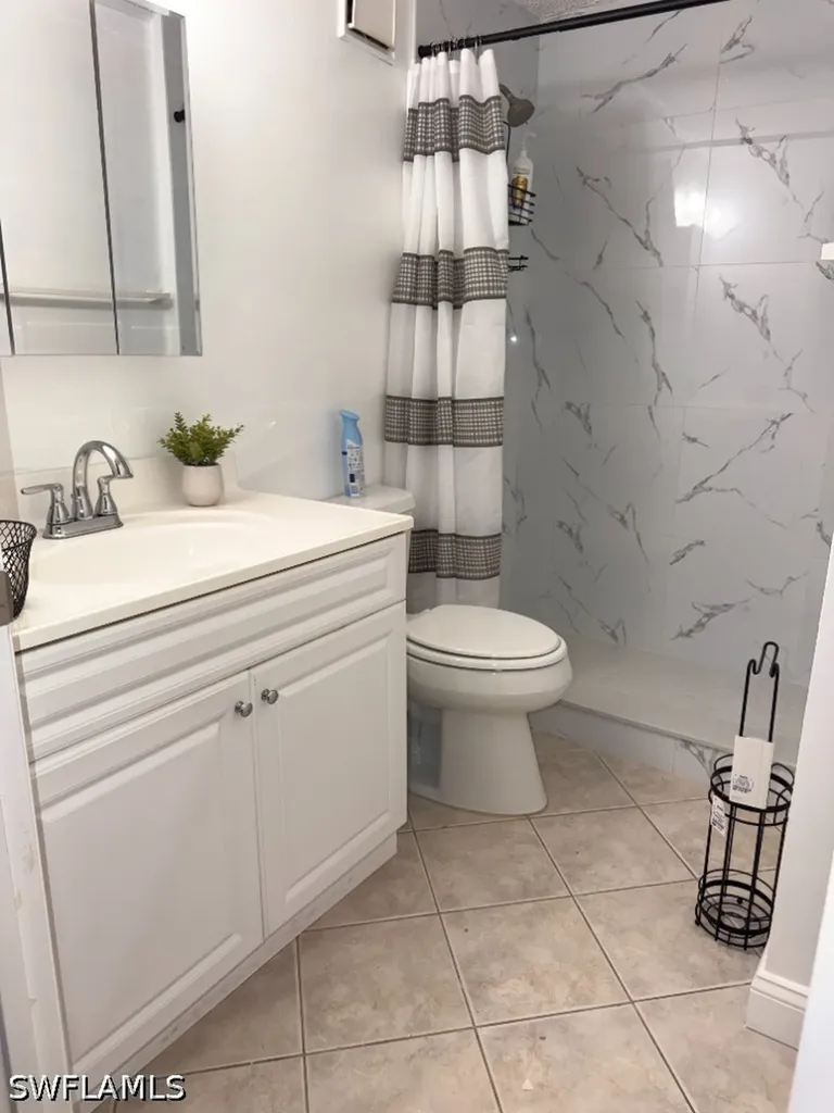 5395 Treetops Drive Naples FL 34113
