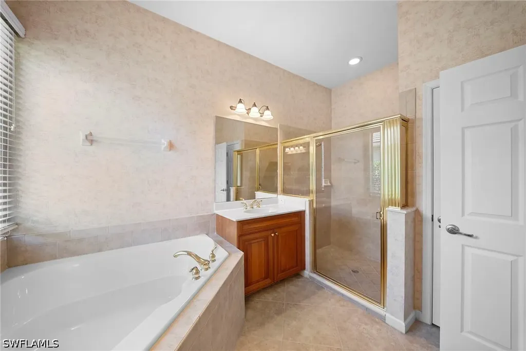 7914 Founders Circle Naples FL 34104