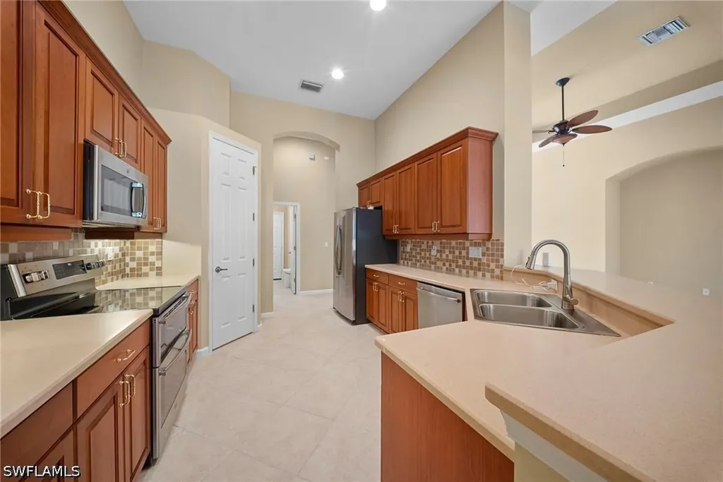 7914 Founders Circle Naples FL 34104